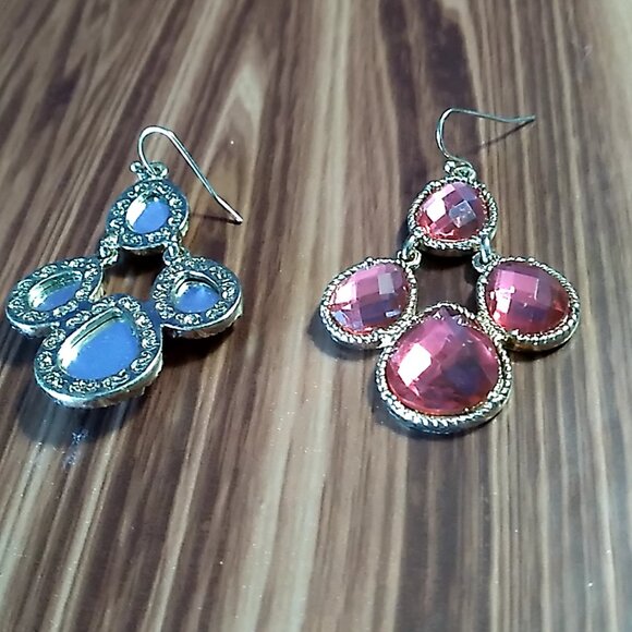 Pink Raspberry Faceted Glass Crystal Chandelier Drop Dangle Earrings - Picture 8 of 8